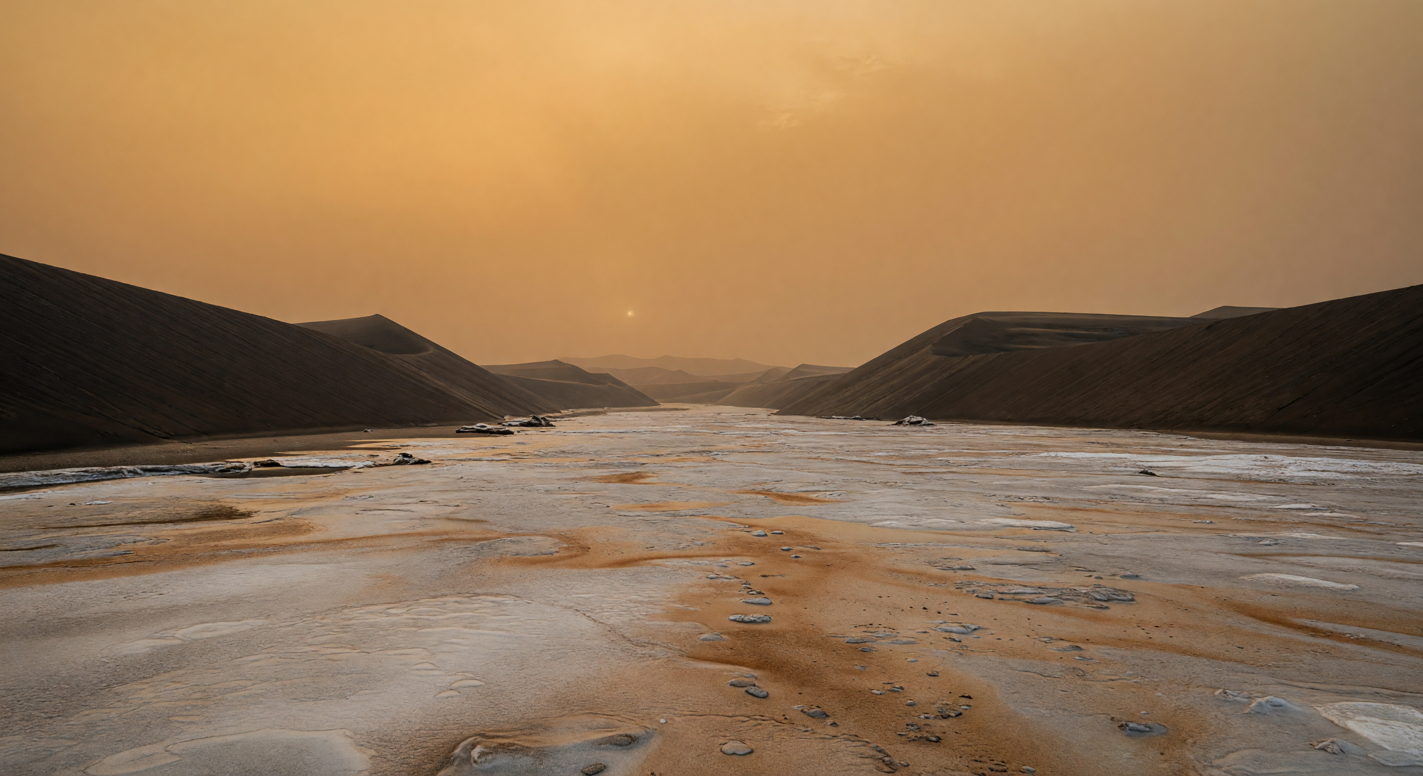 Bright Interdune Corridor